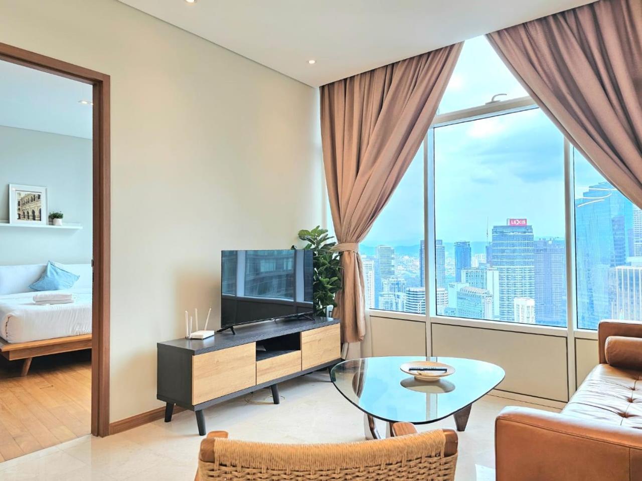 Sky Suites Klcc By Ali Куала-Лумпур Экстерьер фото